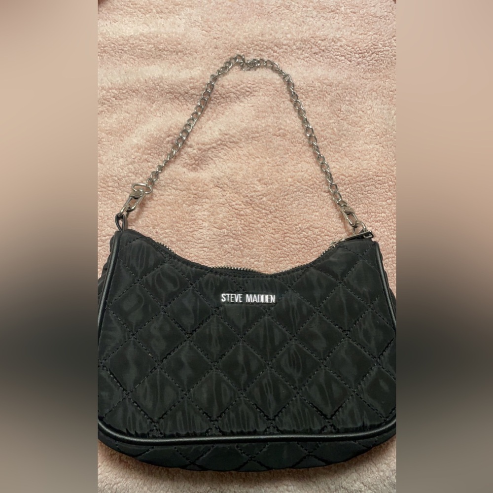 Steve Madden black small chain purse